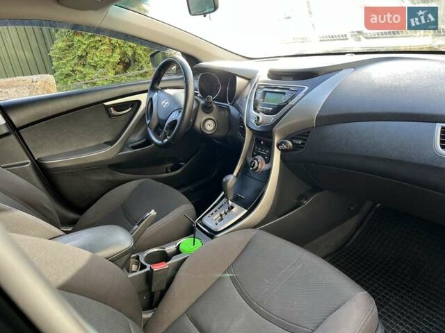 Черный Хендай Элантра, объемом двигателя 1.59 л и пробегом 203 тыс. км за 7300 $, фото 26 на Automoto.ua