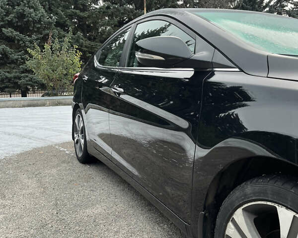 Чорний Хендай Елантра, об'ємом двигуна 2 л та пробігом 183 тис. км за 8800 $, фото 18 на Automoto.ua