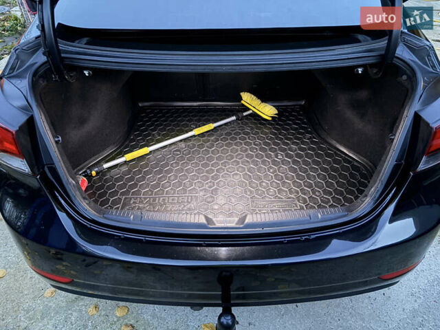 Чорний Хендай Елантра, об'ємом двигуна 1.8 л та пробігом 84 тис. км за 11000 $, фото 39 на Automoto.ua