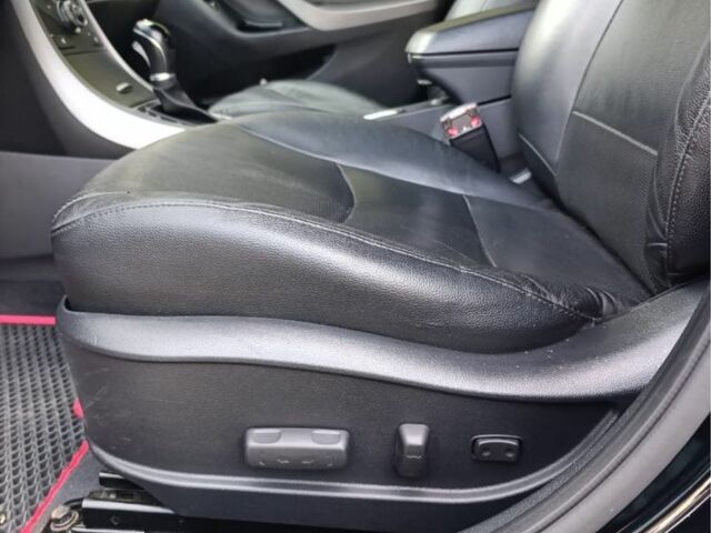 Черный Хендай Элантра, объемом двигателя 2 л и пробегом 93 тыс. км за 10600 $, фото 16 на Automoto.ua