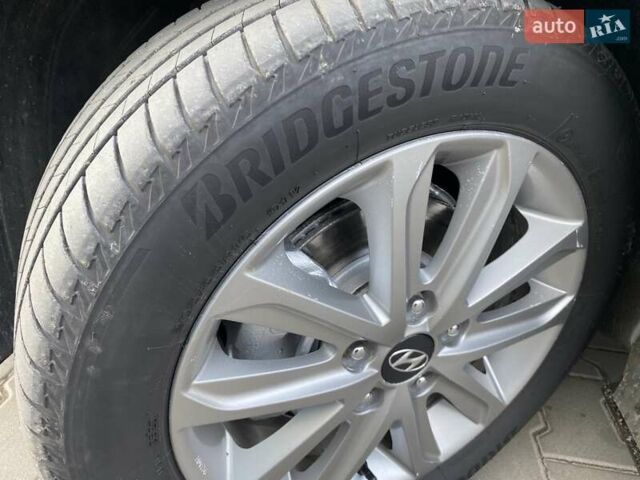 Чорний Хендай Елантра, об'ємом двигуна 1.8 л та пробігом 180 тис. км за 10250 $, фото 63 на Automoto.ua