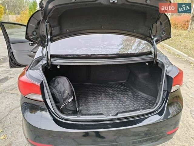 Хендай Элантра 2014 в Запорожье на Automoto.ua Черный Хендай Элантра, объемом двигателя 1.8 л и пробегом 210 тыс. км за 8800 $, фото 1 на Automoto.ua