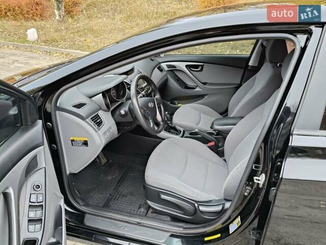 Хендай Элантра 2014 в Запорожье на Automoto.ua Черный Хендай Элантра, объемом двигателя 1.8 л и пробегом 210 тыс. км за 8800 $, фото 2 на Automoto.ua