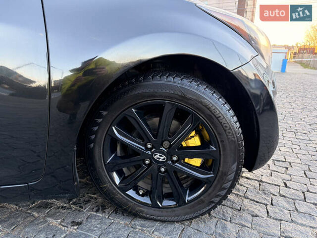 Чорний Хендай Елантра, об'ємом двигуна 1.8 л та пробігом 84 тис. км за 11000 $, фото 4 на Automoto.ua
