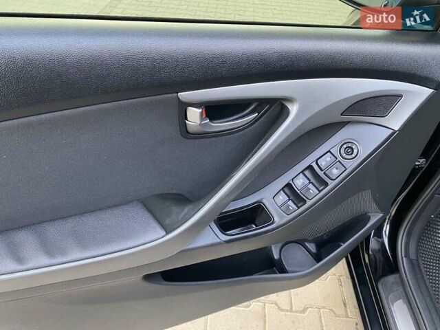 Чорний Хендай Елантра, об'ємом двигуна 1.8 л та пробігом 180 тис. км за 10250 $, фото 40 на Automoto.ua