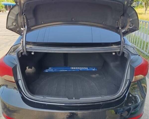 Черный Хендай Элантра, объемом двигателя 2 л и пробегом 93 тыс. км за 10600 $, фото 18 на Automoto.ua