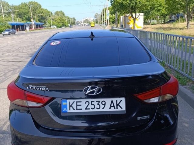 Черный Хендай Элантра, объемом двигателя 2 л и пробегом 93 тыс. км за 10600 $, фото 1 на Automoto.ua