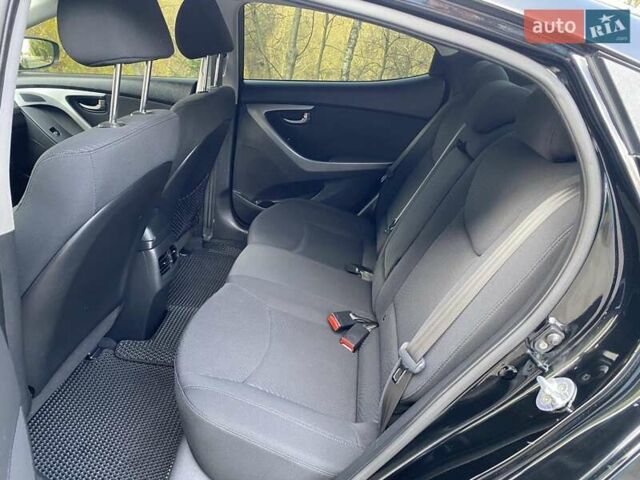 Чорний Хендай Елантра, об'ємом двигуна 1.8 л та пробігом 180 тис. км за 10250 $, фото 51 на Automoto.ua