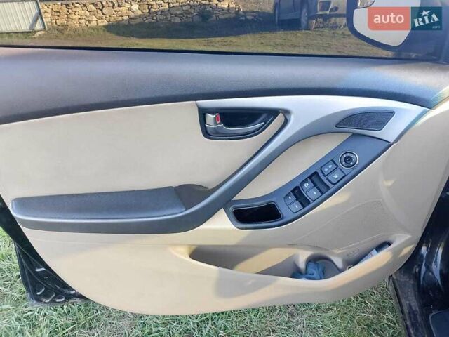 Черный Хендай Элантра, объемом двигателя 1.8 л и пробегом 209 тыс. км за 8300 $, фото 11 на Automoto.ua