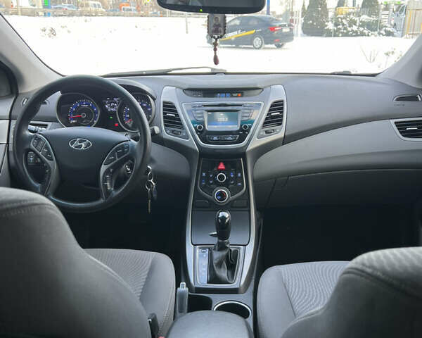 Чорний Хендай Елантра, об'ємом двигуна 1.8 л та пробігом 120 тис. км за 9500 $, фото 23 на Automoto.ua