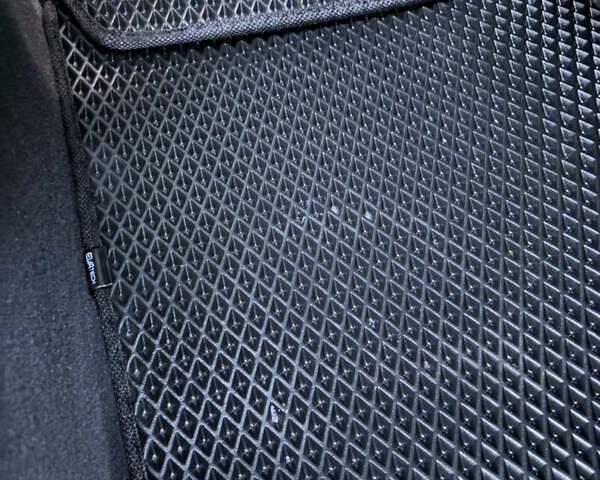 Чорний Хендай Елантра, об'ємом двигуна 1.8 л та пробігом 84 тис. км за 11000 $, фото 35 на Automoto.ua