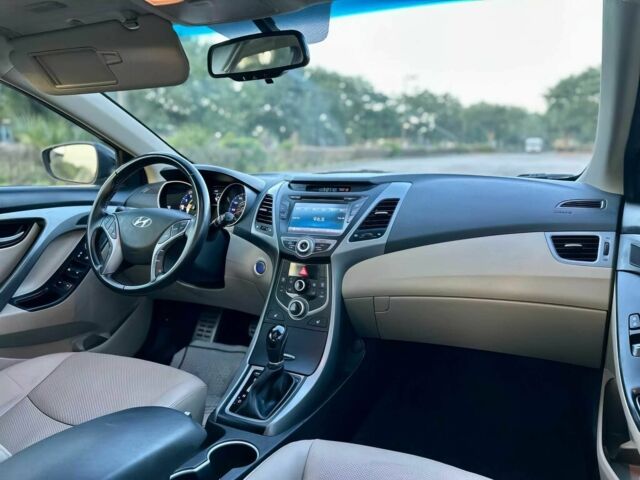 Черный Хендай Элантра, объемом двигателя 2 л и пробегом 70 тыс. км за 4200 $, фото 8 на Automoto.ua