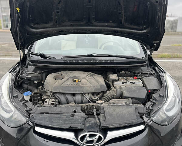 Черный Хендай Элантра, объемом двигателя 1.8 л и пробегом 200 тыс. км за 9500 $, фото 47 на Automoto.ua