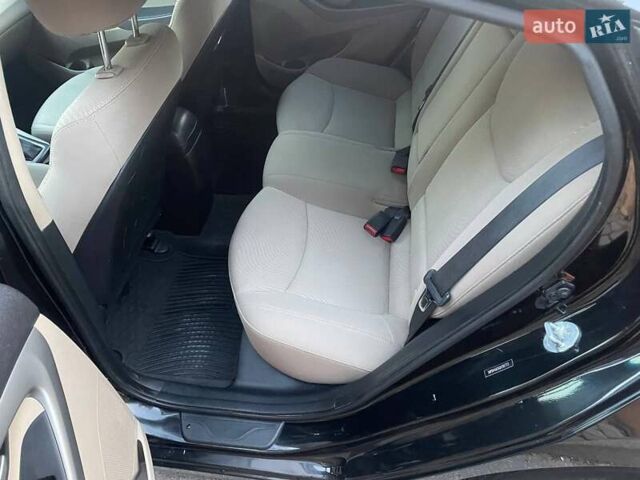 Чорний Хендай Елантра, об'ємом двигуна 1.8 л та пробігом 158 тис. км за 8900 $, фото 5 на Automoto.ua