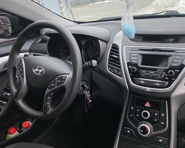 Чорний Хендай Елантра, об'ємом двигуна 1.8 л та пробігом 158 тис. км за 8500 $, фото 6 на Automoto.ua