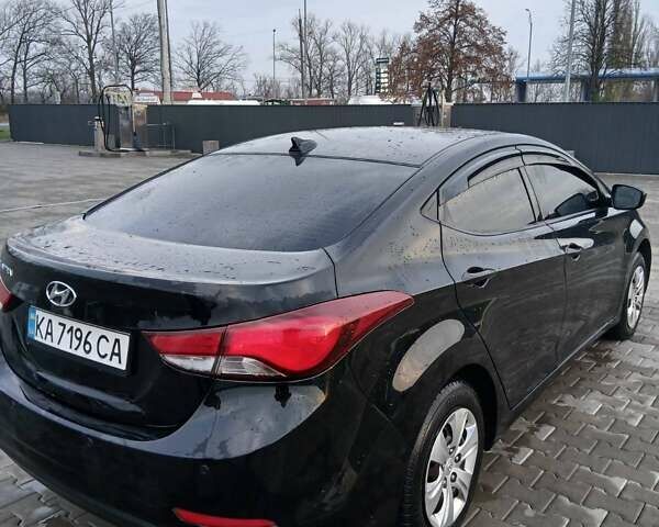 Черный Хендай Элантра, объемом двигателя 1.8 л и пробегом 268 тыс. км за 8500 $, фото 4 на Automoto.ua