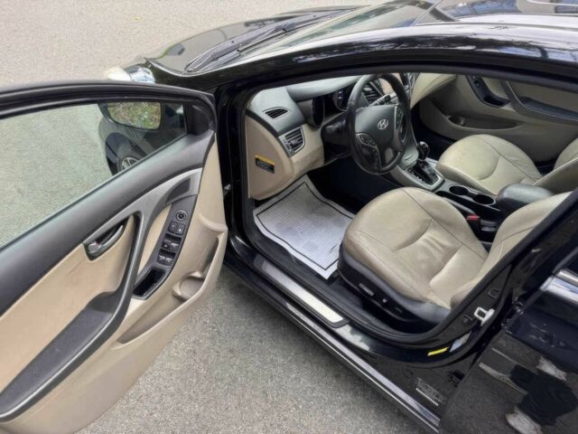 Черный Хендай Элантра, объемом двигателя 1.8 л и пробегом 77 тыс. км за 7000 $, фото 8 на Automoto.ua