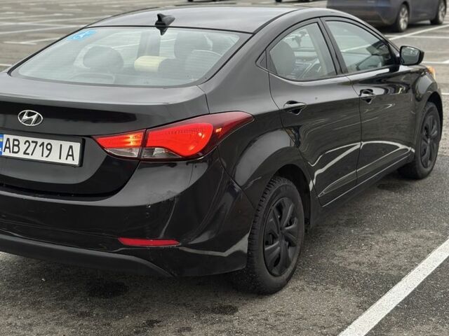 Черный Хендай Элантра, объемом двигателя 1.8 л и пробегом 200 тыс. км за 9500 $, фото 6 на Automoto.ua