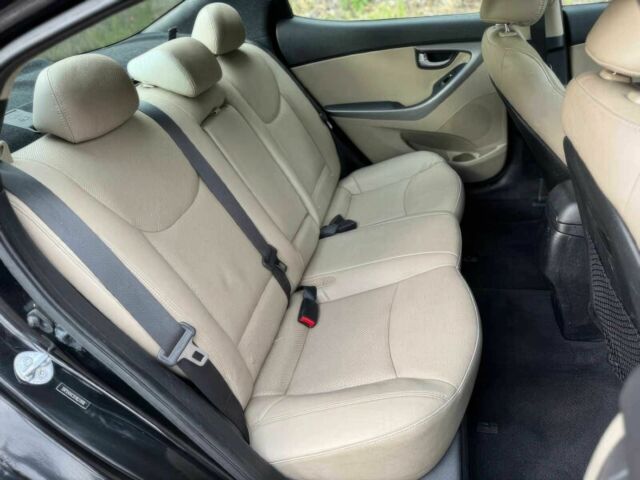 Черный Хендай Элантра, объемом двигателя 1.8 л и пробегом 77 тыс. км за 6750 $, фото 10 на Automoto.ua