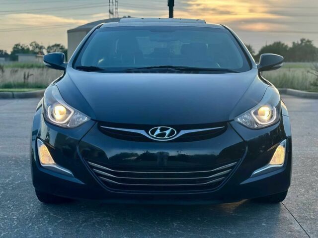 Черный Хендай Элантра, объемом двигателя 2 л и пробегом 70 тыс. км за 4200 $, фото 1 на Automoto.ua