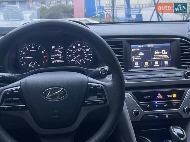 Черный Хендай Элантра, объемом двигателя 2 л и пробегом 232 тыс. км за 9200 $, фото 8 на Automoto.ua