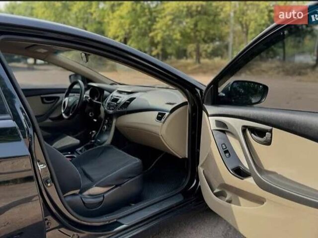 Чорний Хендай Елантра, об'ємом двигуна 1.8 л та пробігом 206 тис. км за 7400 $, фото 9 на Automoto.ua
