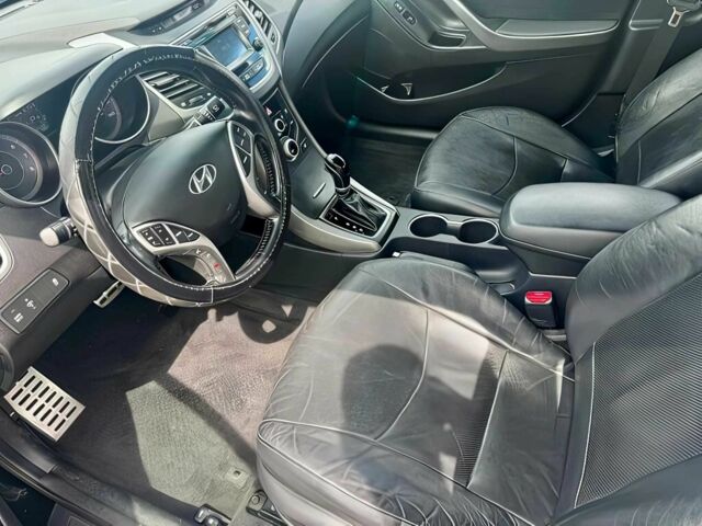 Чорний Хендай Елантра, об'ємом двигуна 2 л та пробігом 72 тис. км за 7000 $, фото 4 на Automoto.ua