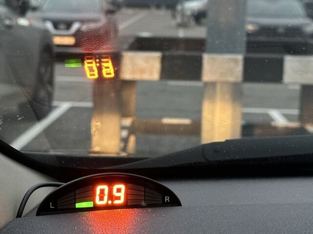 Черный Хендай Элантра, объемом двигателя 1.8 л и пробегом 200 тыс. км за 9500 $, фото 16 на Automoto.ua