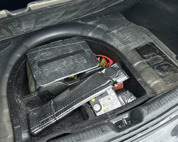 Черный Хендай Элантра, объемом двигателя 1.8 л и пробегом 200 тыс. км за 9500 $, фото 45 на Automoto.ua