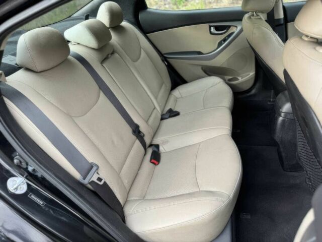 Хендай Элантра 2015 в Днепре (Днепропетровске) на Automoto.ua Черный Хендай Элантра, объемом двигателя 1.8 л и пробегом 79 тыс. км за 5000 $, фото 10 на Automoto.ua