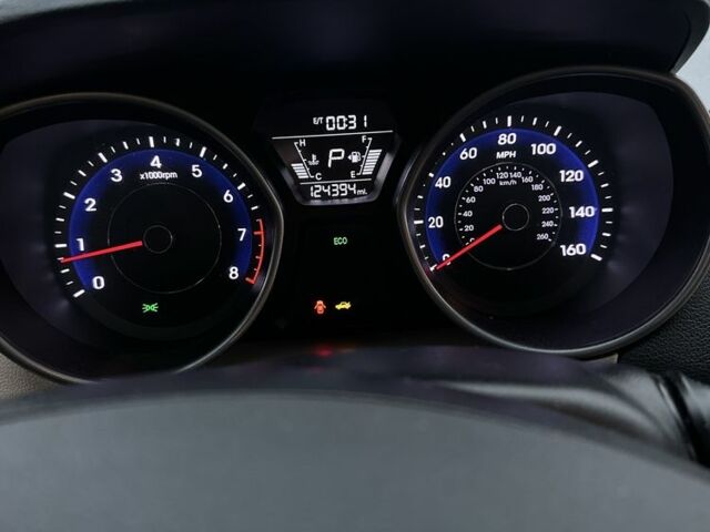 Черный Хендай Элантра, объемом двигателя 1.8 л и пробегом 200 тыс. км за 9500 $, фото 15 на Automoto.ua