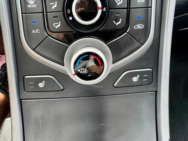 Чорний Хендай Елантра, об'ємом двигуна 2 л та пробігом 72 тис. км за 7000 $, фото 8 на Automoto.ua