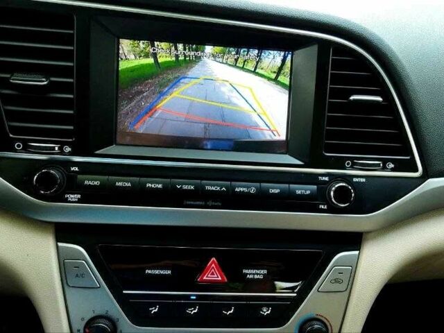 Черный Хендай Элантра, объемом двигателя 2 л и пробегом 110 тыс. км за 10700 $, фото 4 на Automoto.ua