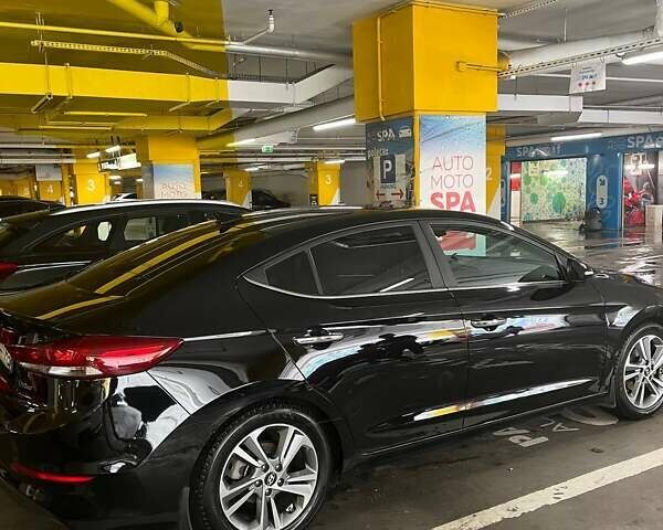 Черный Хендай Элантра, объемом двигателя 2 л и пробегом 99 тыс. км за 13000 $, фото 2 на Automoto.ua