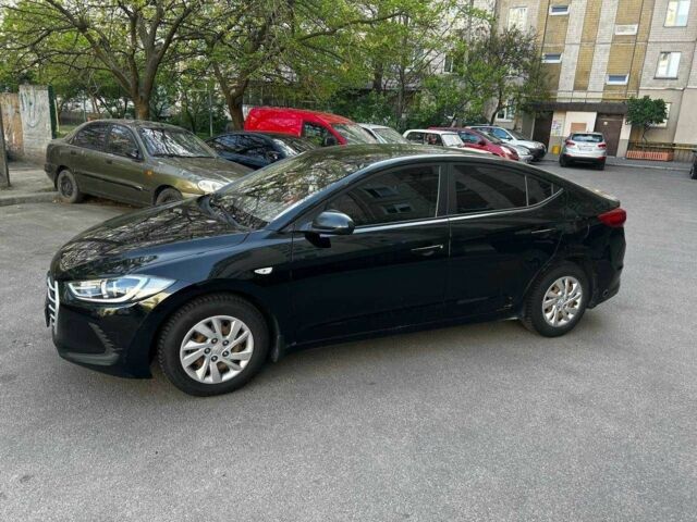 Чорний Хендай Елантра, об'ємом двигуна 1.6 л та пробігом 252 тис. км за 7500 $, фото 4 на Automoto.ua
