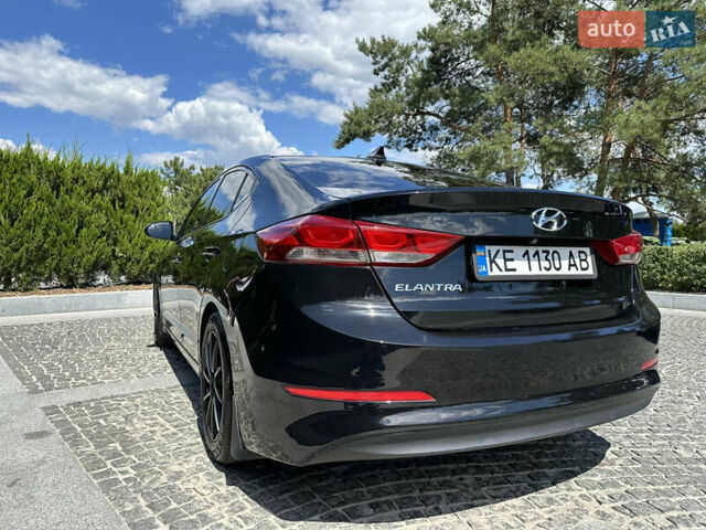 Черный Хендай Элантра, объемом двигателя 2 л и пробегом 160 тыс. км за 13500 $, фото 19 на Automoto.ua