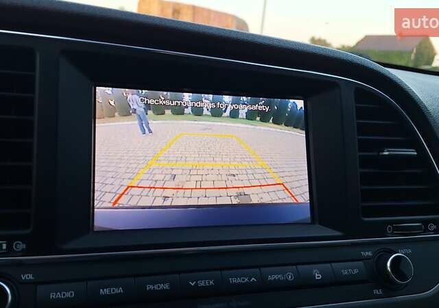 Черный Хендай Элантра, объемом двигателя 2 л и пробегом 138 тыс. км за 12299 $, фото 45 на Automoto.ua