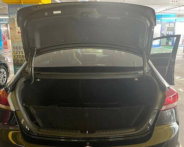 Черный Хендай Элантра, объемом двигателя 2 л и пробегом 99 тыс. км за 13000 $, фото 9 на Automoto.ua