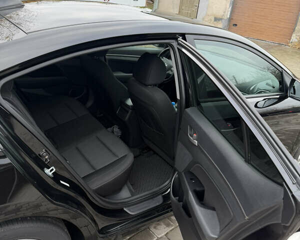 Черный Хендай Элантра, объемом двигателя 2 л и пробегом 182 тыс. км за 12700 $, фото 15 на Automoto.ua