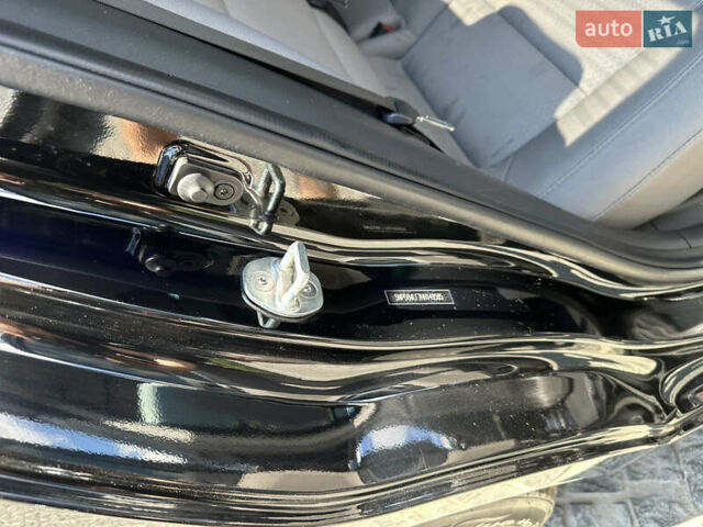 Черный Хендай Элантра, объемом двигателя 2 л и пробегом 160 тыс. км за 13500 $, фото 11 на Automoto.ua