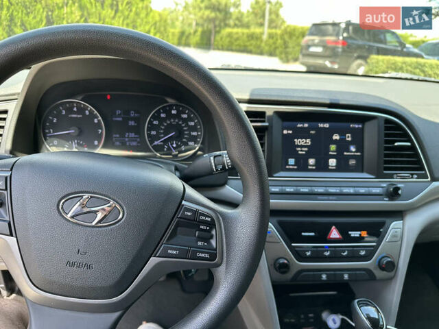 Черный Хендай Элантра, объемом двигателя 2 л и пробегом 160 тыс. км за 13500 $, фото 18 на Automoto.ua