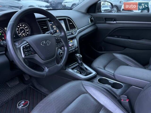 Хендай Элантра 2016 в Харькове на Automoto.ua Черный Хендай Элантра, объемом двигателя 2 л и пробегом 151 тыс. км за 12800 $, фото 16 на Automoto.ua