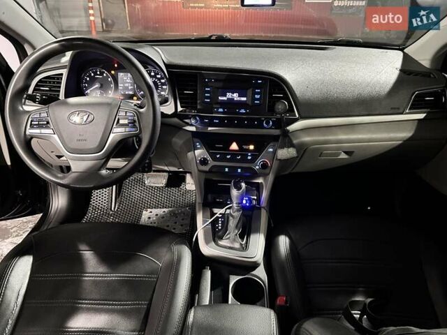 Хендай Элантра 2016 в Киеве на Automoto.ua Черный Хендай Элантра, объемом двигателя 2 л и пробегом 202 тыс. км за 9600 $, фото 15 на Automoto.ua