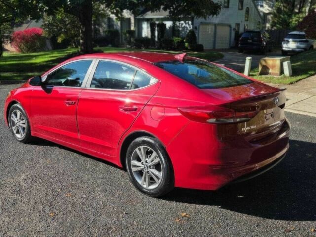 Хендай Элантра 2017 в Ужгороде на Automoto.ua Черный Хендай Элантра, объемом двигателя 2 л и пробегом 70 тыс. км за 8000 $, фото 5 на Automoto.ua