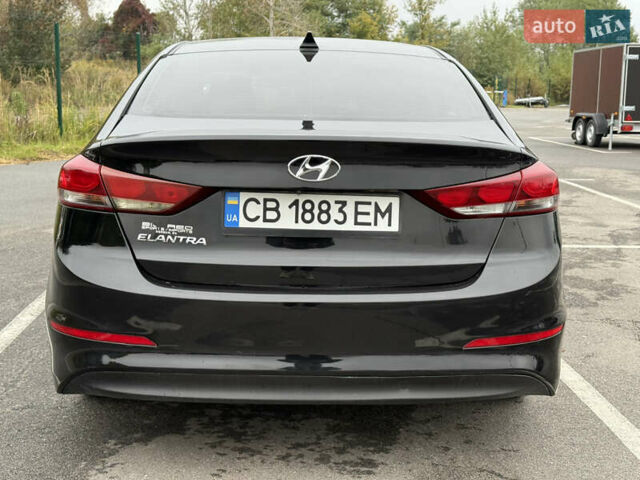 Черный Хендай Элантра, объемом двигателя 2 л и пробегом 163 тыс. км за 10200 $, фото 3 на Automoto.ua
