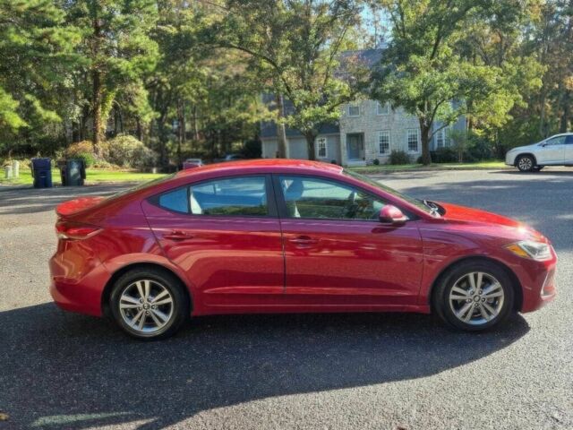 Хендай Элантра 2017 в Ужгороде на Automoto.ua Черный Хендай Элантра, объемом двигателя 2 л и пробегом 70 тыс. км за 8000 $, фото 3 на Automoto.ua