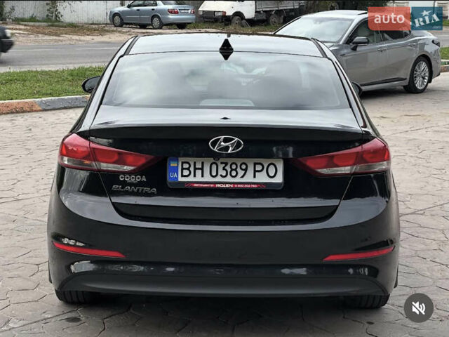 Черный Хендай Элантра, объемом двигателя 2 л и пробегом 140 тыс. км за 11500 $, фото 5 на Automoto.ua