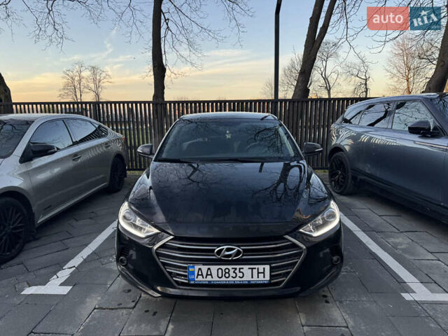 Чорний Хендай Елантра, об'ємом двигуна 2 л та пробігом 108 тис. км за 14900 $, фото 4 на Automoto.ua