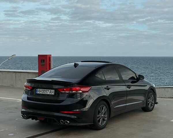 Черный Хендай Элантра, объемом двигателя 2 л и пробегом 160 тыс. км за 10900 $, фото 7 на Automoto.ua