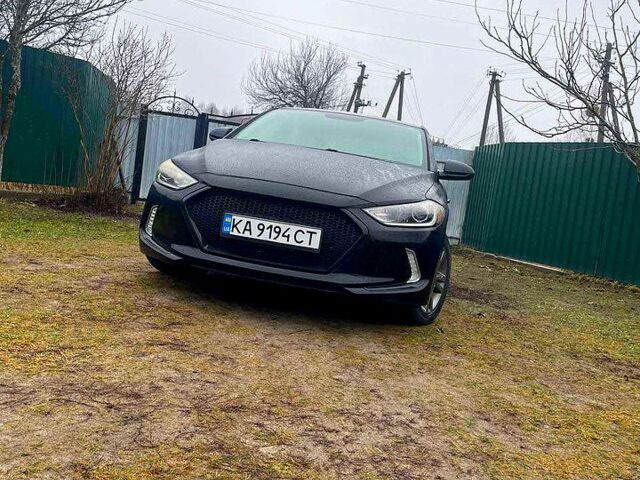 Черный Хендай Элантра, объемом двигателя 2 л и пробегом 115 тыс. км за 11500 $, фото 1 на Automoto.ua